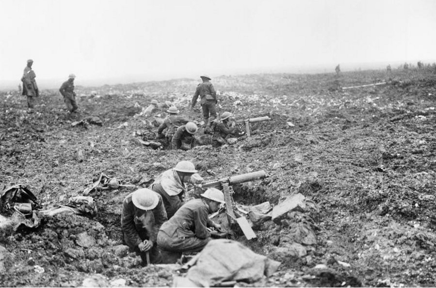 Canadian machine gunners digging in during the Battle of Vimy Ridge