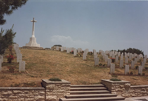 Cimetière de guerre canadien d'Agira, Sicilie