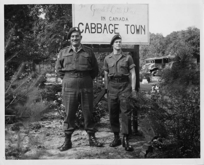 Ben Dunkelman (left) in Toronto during the war. Photo: Ontario Jewish Archives