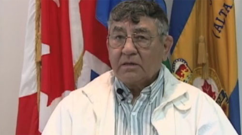 Early years and enlisting  