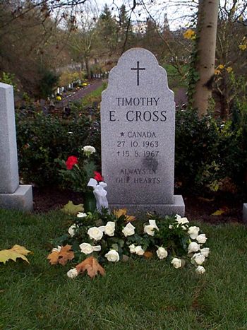 Headstone of Timothy E. Cross