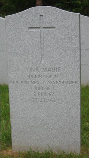 Pierre tombale de Tina Marie Assenheimer