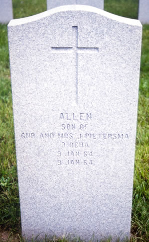 Headstone of Allen Pietersma