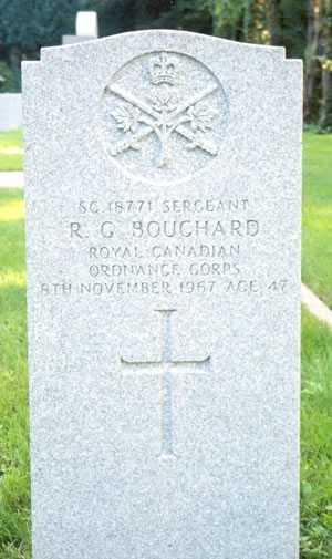 Pierre tombale de R. G. Bouchard