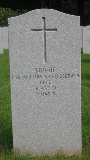 Pierre tombale de Infant Son Fitzgerald
