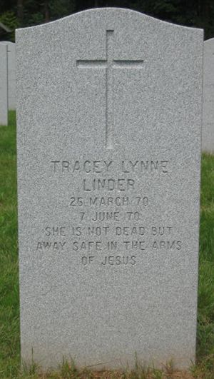 Pierre tombale de Tracey Lynne Linder