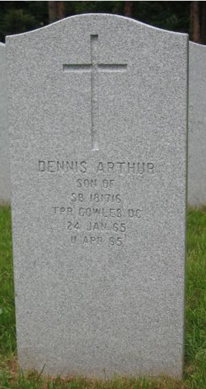 Headstone of Dennis Arthur Cowles