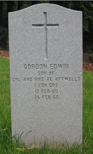 Pierre tombale de Gordon Edwin Attwells