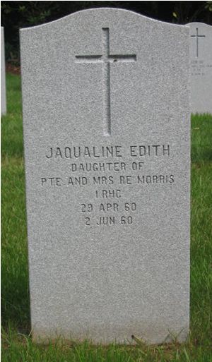 Pierre tombale de Jaqualine Edith Morris