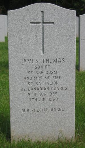 Pierre tombale de James Thomas Fife