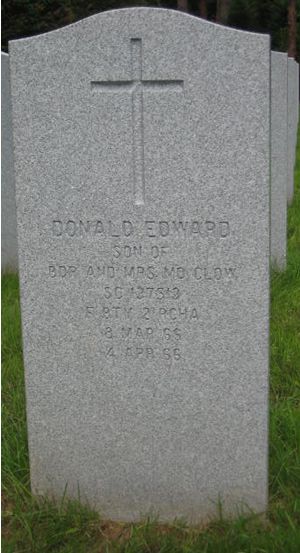 Pierre tombale de Donald Edward Clow