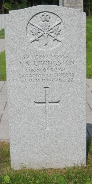Pierre tombale de J. S. Livingston