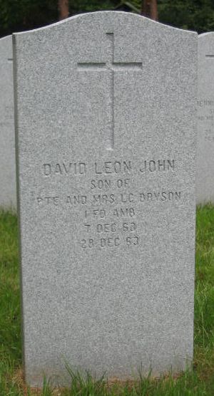 Pierre tombale de David Leon John Bryson