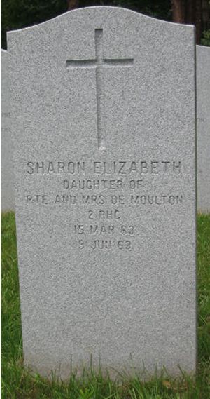 Pierre tombale de Sharon Elizabeth Moulton