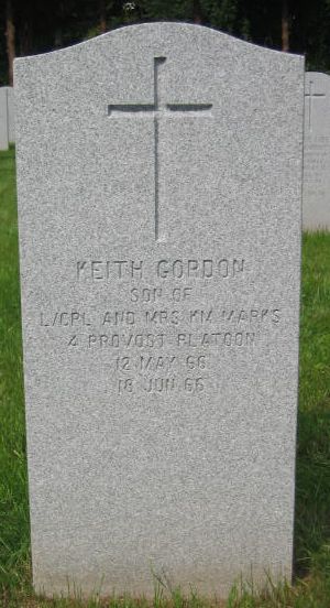 Pierre tombale de Keith Gordon Marks