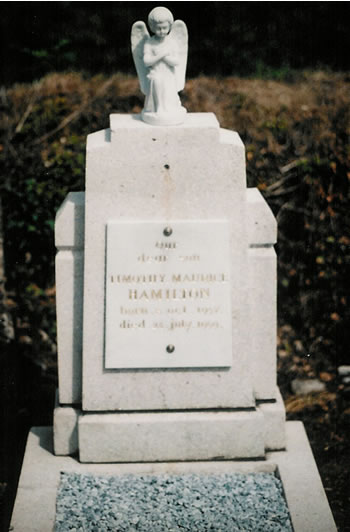 Headstone of Timothy Maurice Hamilton