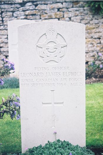 Headstone of Leonard James Elphick