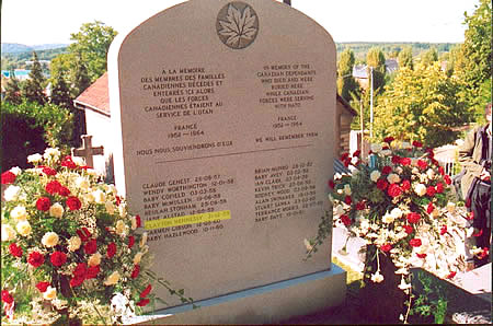 Pierre tombale de Clayton John Louis Hennessy