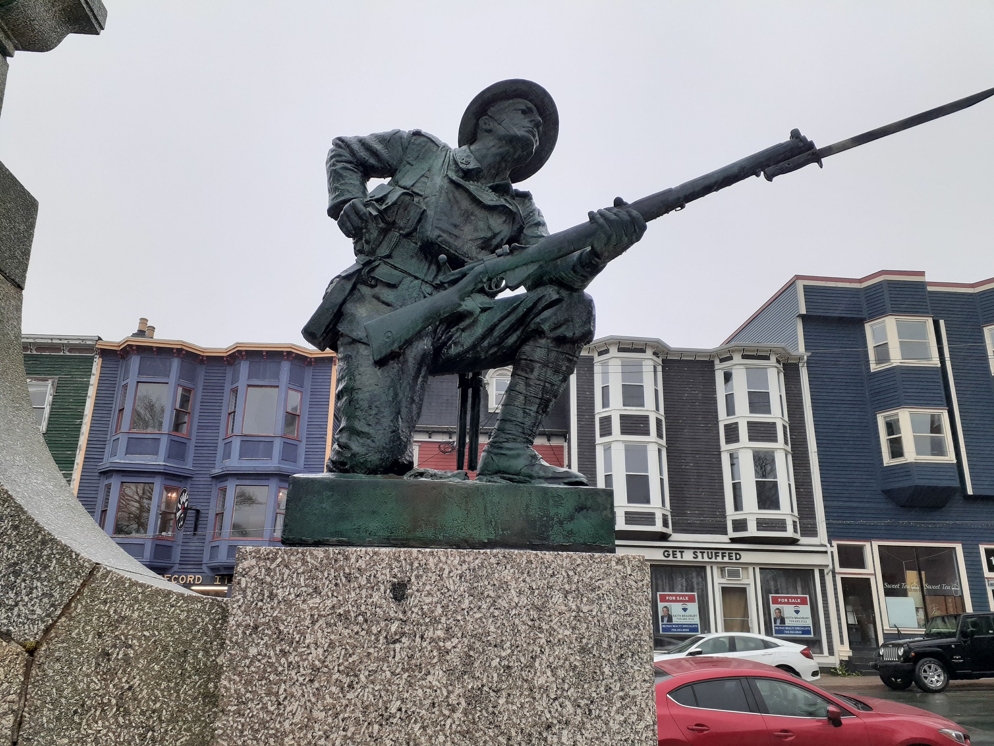 Royal Newfoundland Regiment soldier statue