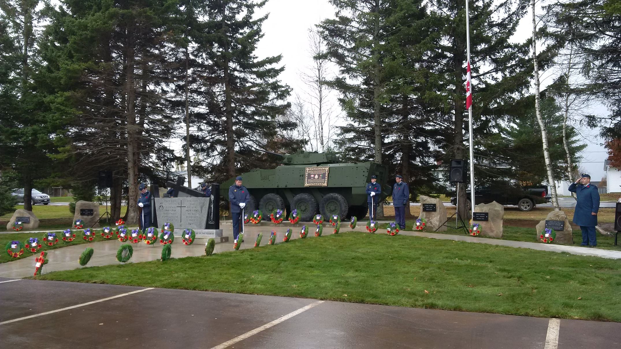 Official unveiling ceremony, Remembrance Day 2016