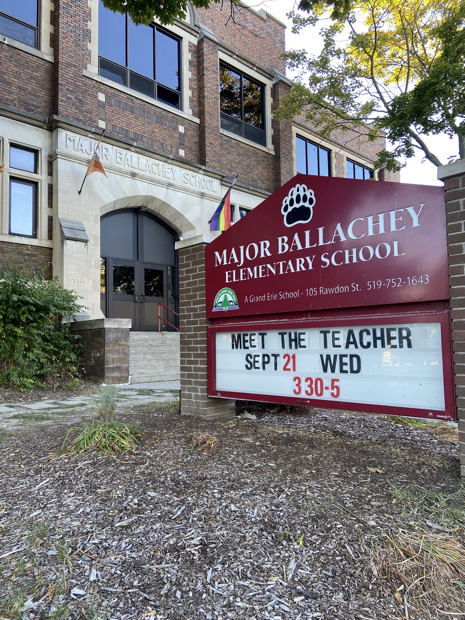 École Major Ballachey