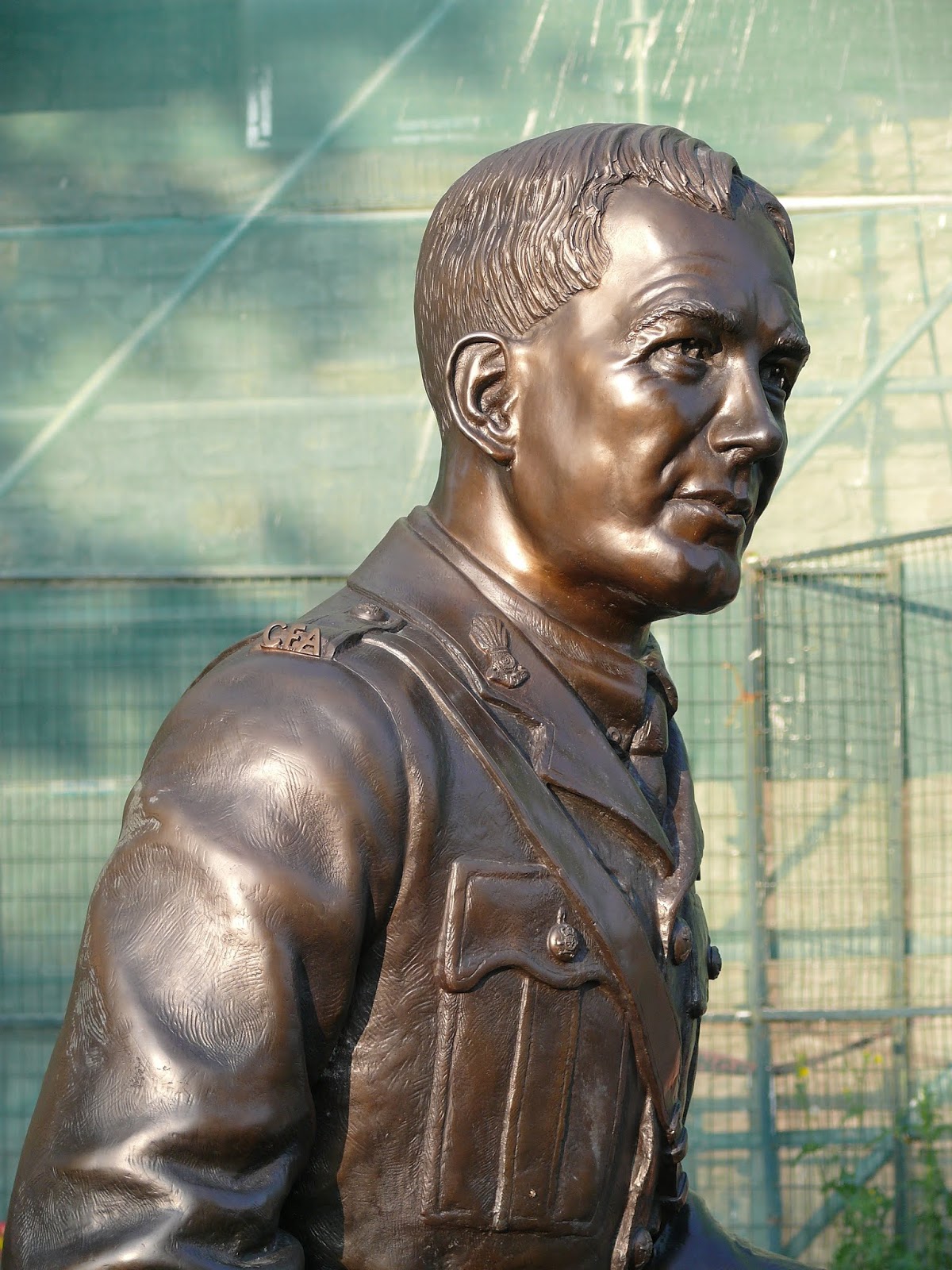Statue of Lieutenant-Colonel John McCrae