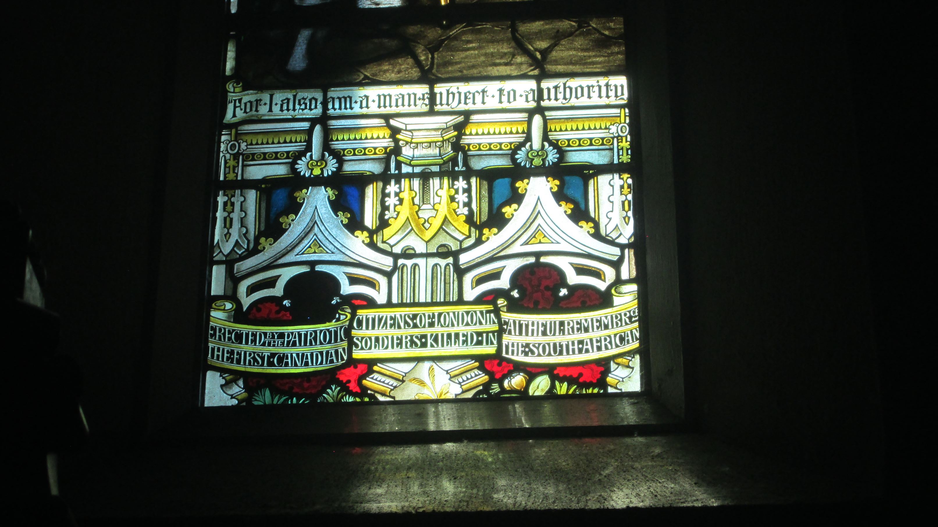 Photo 2- Pte Donegan stained glass window- left inscription (photo by R. Turcotte)