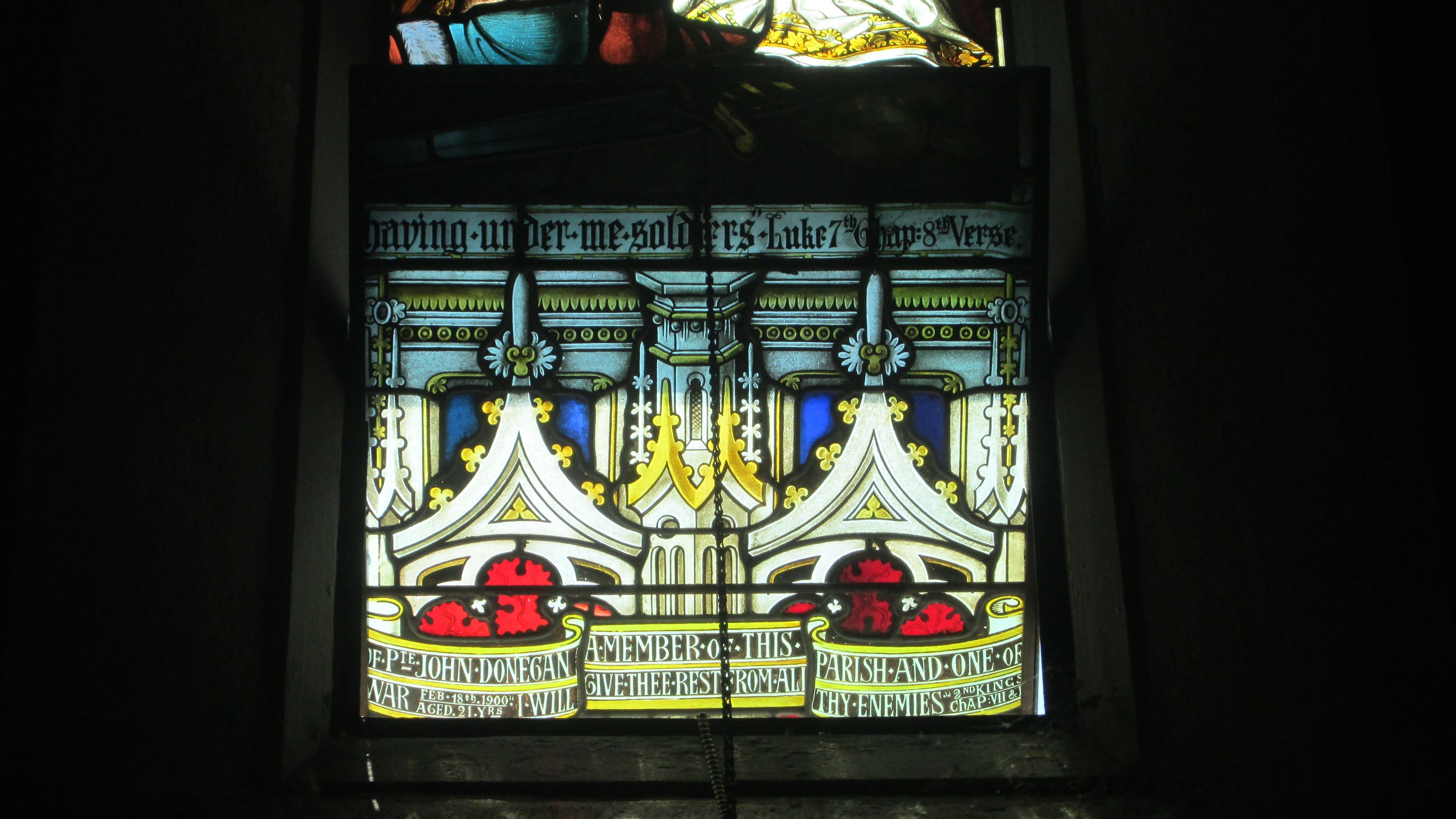 Photo 3- Pte Donegan stained glass window- right inscription (photo by R. Turcotte)