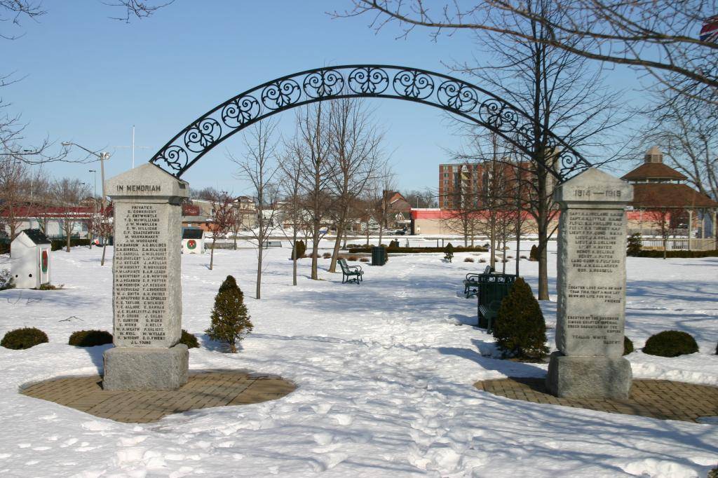 Fraser Park Memorial Gates