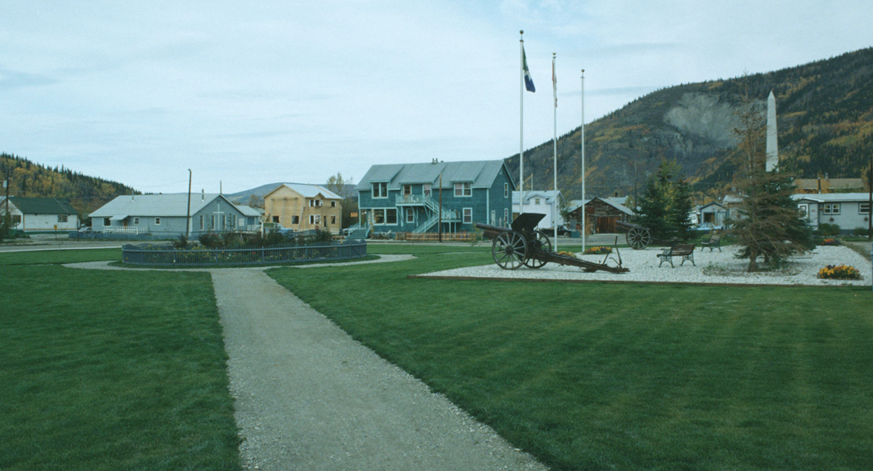 Dawson City Cenotaph, Victory Gardens in Minto Park