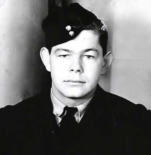 Photo of Andrew Kelly