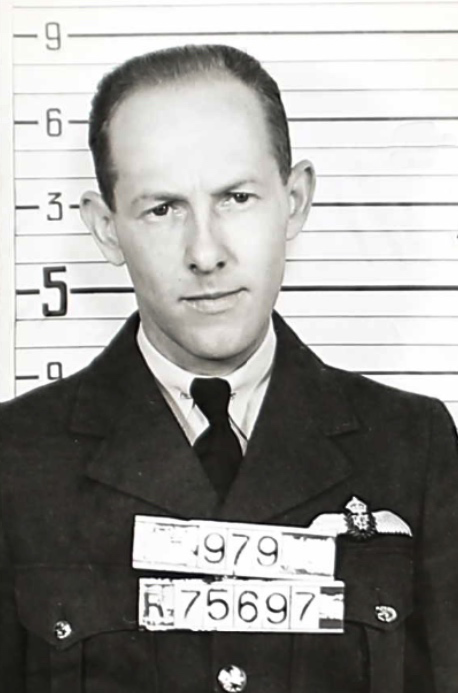 Photo of GORDON SAUNDERS MCCULLOCH