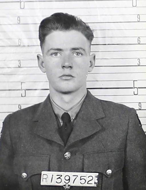 Photo of Robert MacGillivray