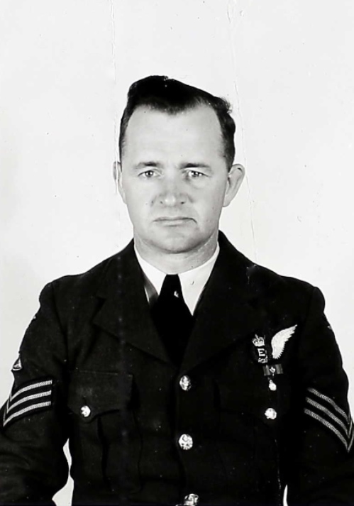 Photo of RALPH GORDON MACNEIL