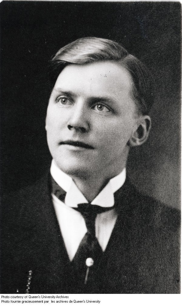 Photo of Russell MacDonald