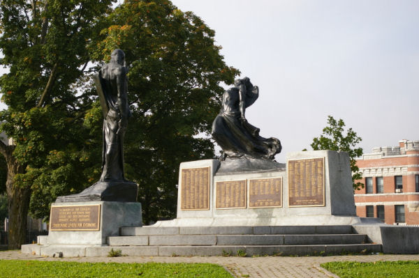 Peterborough Cenotaph
