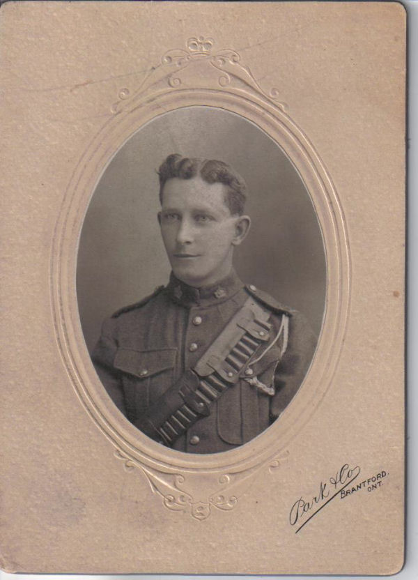 Photo of Leonard Mears