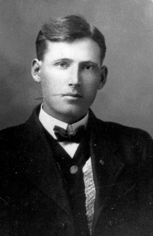 Photo of John MacIntosh Rowe