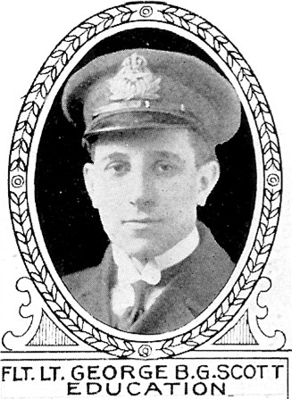 Photo of Gordon Scott