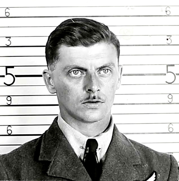 Photo of EARL KITCHENER SEARS