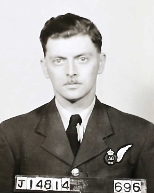 Photo of EARL KITCHENER SEARS