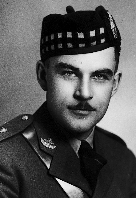 Photo of Thomas Annable