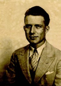 Photo of Geoffry Hunter