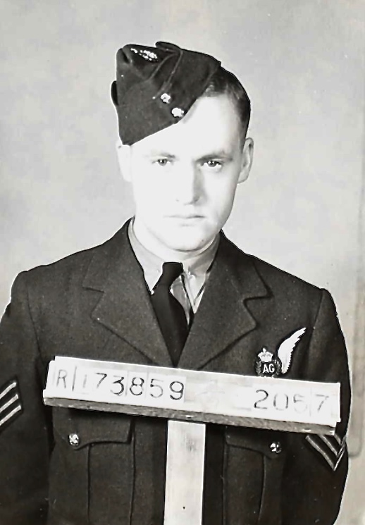 Photo of DENIS EVEREST