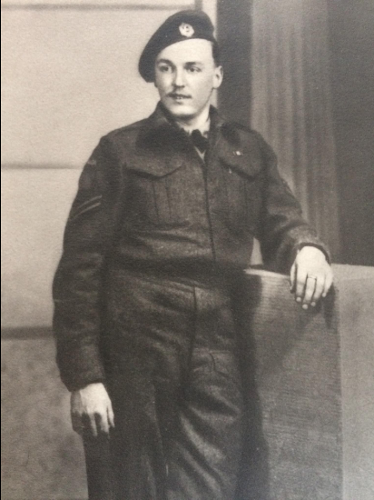 Photo of Gordon William Lindsay