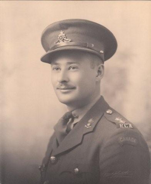 Photo of Thomas Wilson Mackenzie