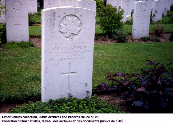Grave marker for G.I. Mackinnon