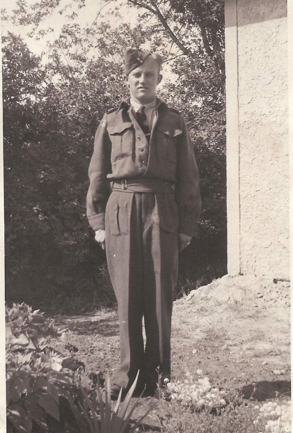 Photo of HARVEY THOMAS MOLOSKI