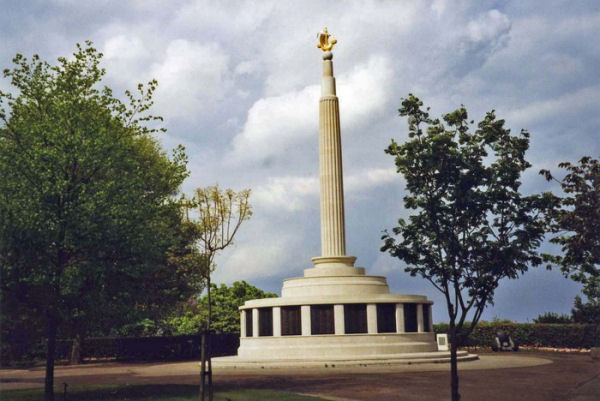 Lowestoft Naval Memorial
