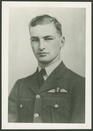 Photo of Warren MacAulay Hale